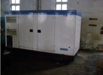 潮阳康明斯150kw大型柴油二手发电机组